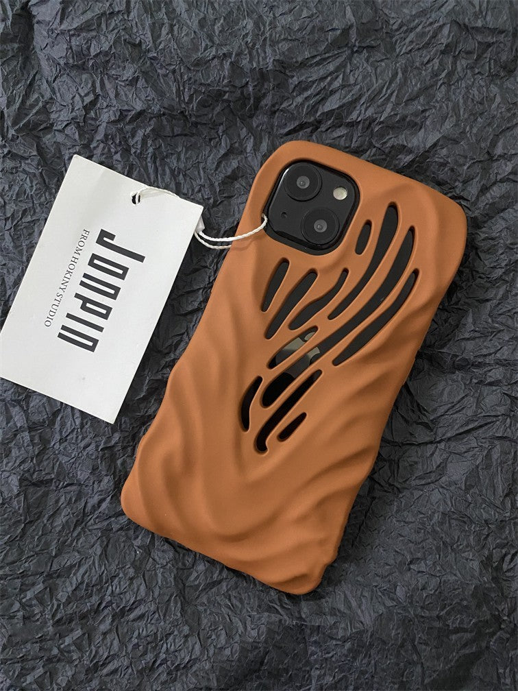 Wind Hollow Carved Case – Compatible with iPhone 13 / 14 / 15